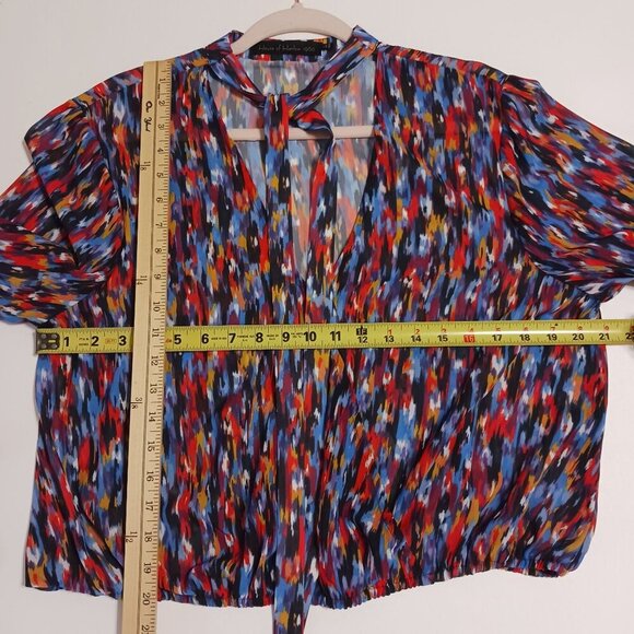 House Of Harlow 1960 X REVOLVE Joli Tie Cuff Blouse Size XL Abstract Blue Multi - Picture 14 of 15